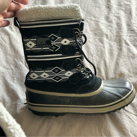 Sorel Boots 9 - Picture 7 of 7